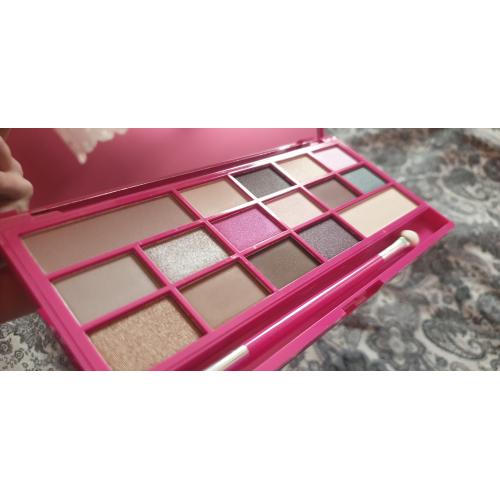 I Heart Revolution Chocolate Love Shadow Palette (Paleta 16 cieni do powiek) - opinie | zdjęcie do recenzji od Ajoanna00 - 1