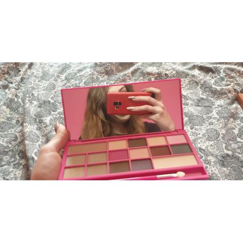 I Heart Revolution Chocolate Love Shadow Palette (Paleta 16 cieni do powiek) - opinie | zdjęcie do recenzji od Ajoanna00 - 2