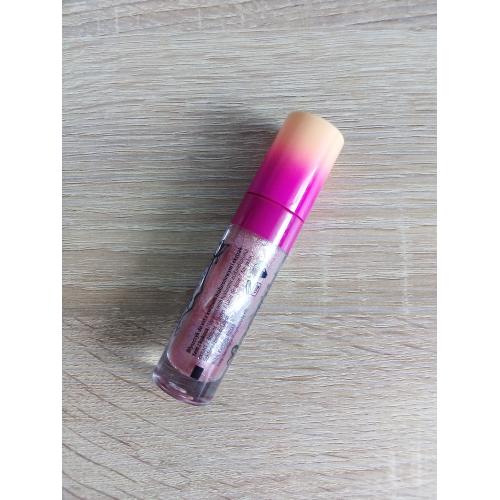 Lovely Insta Glow, Lip Gloss Glitter Lip Topper (Brokatowy topper do ust) - opinie | zdjęcie do recenzji od Marti_13