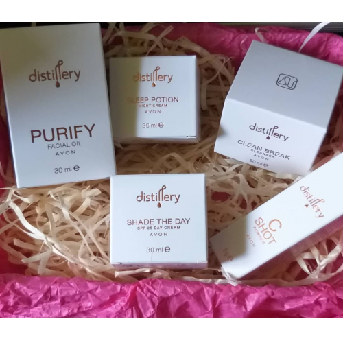 Avon Distillery, Shade the Day SPF25 Day Cream (Nawilżający krem do twarzy SPF25 z filtrem mineralnym) - opinie | zdjęcie do recenzji od Anyk