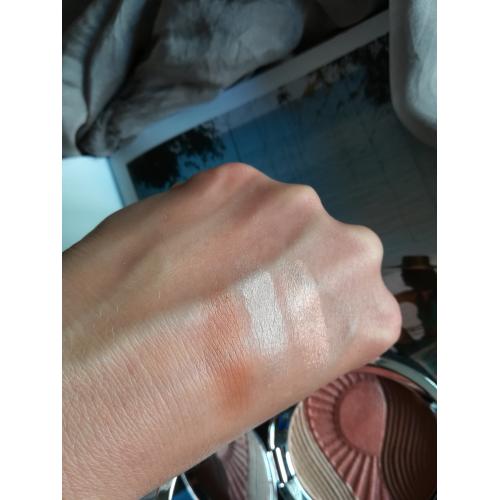 Becca Cosmetics Becca x Chrissy Teigen, Endless Bronze & Glow (Rozświetlacz do twarzy i ciała) - opinie | zdjęcie do recenzji od weroncia85 - 1