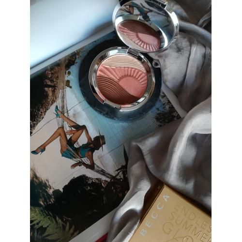 Becca Cosmetics Becca x Chrissy Teigen, Endless Bronze & Glow (Rozświetlacz do twarzy i ciała) - opinie | zdjęcie do recenzji od weroncia85 - 2