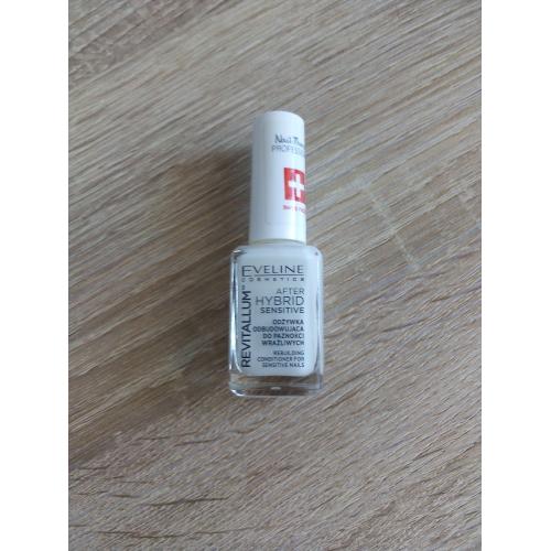 Eveline Cosmetics Nail Therapy Professional, Odżywka odbudowująca do paznokci wrażliwych - opinie | zdjęcie do recenzji od Marti_13