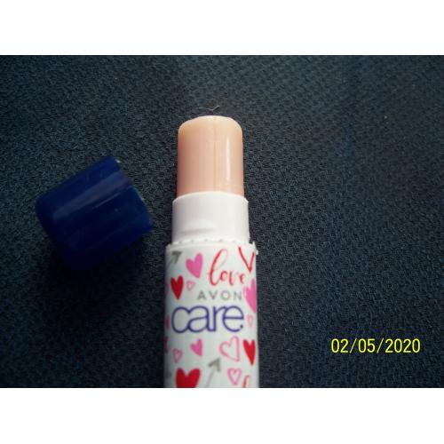 Avon Care, Hydrating Lip Balm (Nawilżający balsam do ust [Nawilżająca pomadka ochronna]) - opinie | zdjęcie do recenzji od Smerfeta83 - 1
