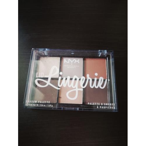 NYX Professional Makeup Lid Lingerie, Shadow Palette (Paleta cieni do powiek) - opinie | zdjęcie do recenzji od Skyrima