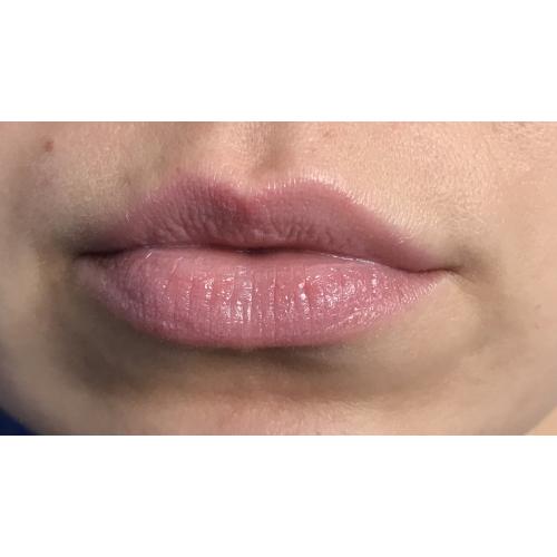 Nivea Care & Colour, Ochronna pomadka do ust 'Rose' - opinie | zdjęcie do recenzji od niiiuniiiusiiia - 1
