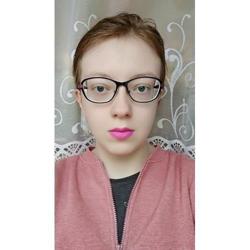 Victoria's Secret Velvet Matte Lipstick (Matowa szminka) - opinie | zdjęcie do recenzji od Gogoz - 3