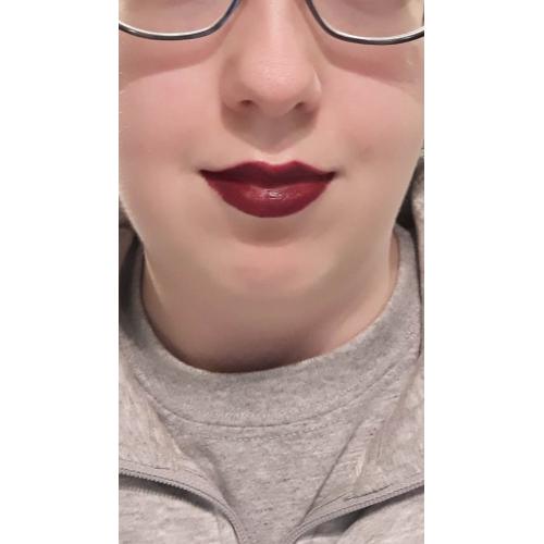 Victoria's Secret Velvet Matte Lipstick (Matowa szminka) - opinie | zdjęcie do recenzji od Gogoz - 4