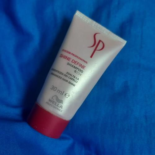 Wella Professionals System Professional, Shine Define Shampoo (Szampon nabłyszczający) - opinie | zdjęcie do recenzji od MoniaPasi