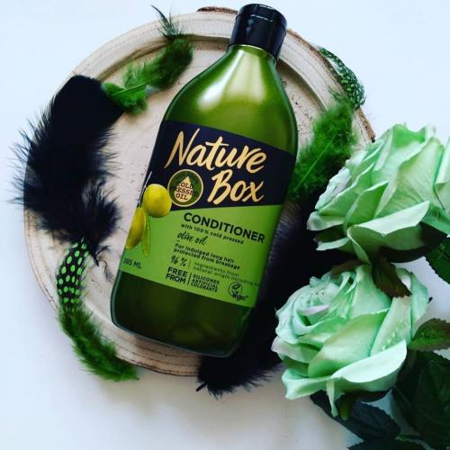 Nature Box Odżywka do włosów z oliwą z oliwek - opinie | zdjęcie do recenzji od olaaniolek