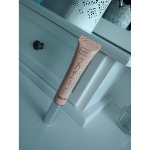 Wibo Cushion Contour Concealer (Płynny kamuflaż do twarzy) - opinie | zdjęcie do recenzji od Novaczka11