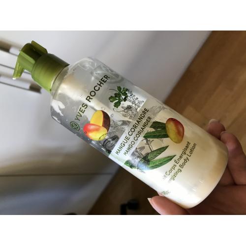 Yves Rocher Les Plaisirs Nature, Lait Corps Energisant Mangue & Coriandre (Energizujące mleczko do ciała `Mango i kolendra`) - opinie | zdjęcie do recenzji od 333b07e39822f74e9b75e95de5394c848f8b63af_66e766f1a03c5