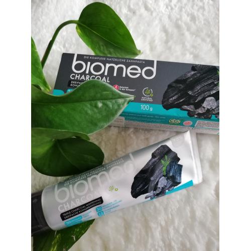 Splat Biomed Charcoal, Pasta wybielająca do zębów z węglem bambusowym, aktywowanym i drzewnym - opinie | zdjęcie do recenzji od testujemy_bs