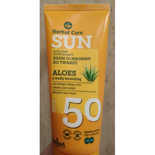 Herbal Care Sun, Roślinny nawilżający krem ochronny do twarzy SPF 50 "Aloes z wodą termalną" - opinie | zdjęcie do recenzji od Amina55