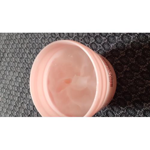 The Body Shop British Rose, Body Yoghurt (Jogurt do ciała) - opinie | zdjęcie do recenzji od Ewelaw33 - 3