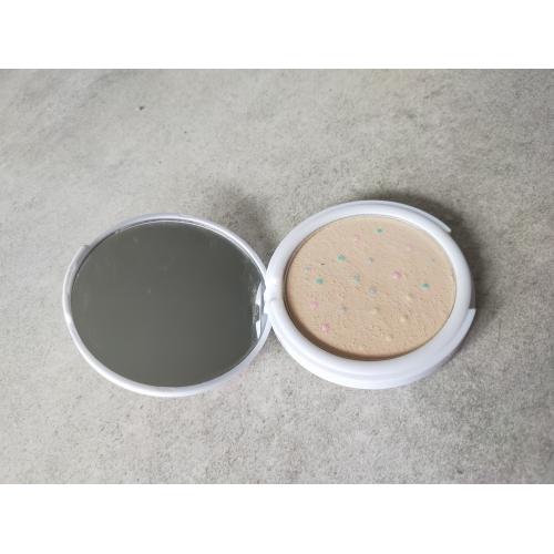 W7 Flawless Face Pressed Colour Correcting Mineral Powder (Mineralny puder korygujący) - opinie | zdjęcie do recenzji od Mara78