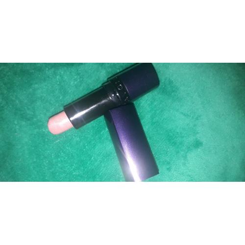 Avon Mark, Prism Lipstick (Szminka z efektem pryzmatu) - opinie | zdjęcie do recenzji od KITKA_23 - 3