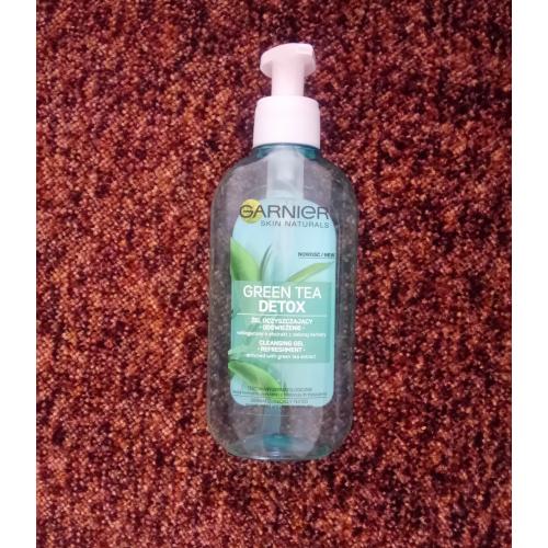 Garnier Skin Naturals [Skinactive],  Green Tea Detox,  Purifying Botanical Gel Wash with Green Tea (Oczyszczający żel do mycia twarzy) - opinie | zdjęcie do recenzji od Karolinarrr