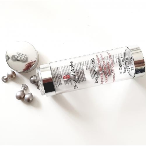Elizabeth Arden Skin Illuminating Advanced Brightening Night Capsules (Serum  rozjaśniające na noc w kapsułkach) - opinie | zdjęcie do recenzji od Iwona_C - 2