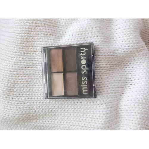Miss Sporty Studio Color, Quattro Eyeshadow Smoky Eyes (Poczwórne cienie do powiek (nowa wersja)) - opinie | zdjęcie do recenzji od Kamila790