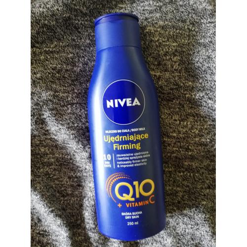 Nivea Ujędrniające mleczko do ciała Q10 + Witamina C do skóry suchej - opinie | zdjęcie do recenzji od Skyrima