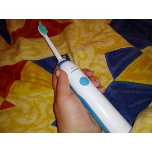 Philips Sonicare CleanCare+, Szczoteczka soniczna - opinie | zdjęcie do recenzji od LadyBasia