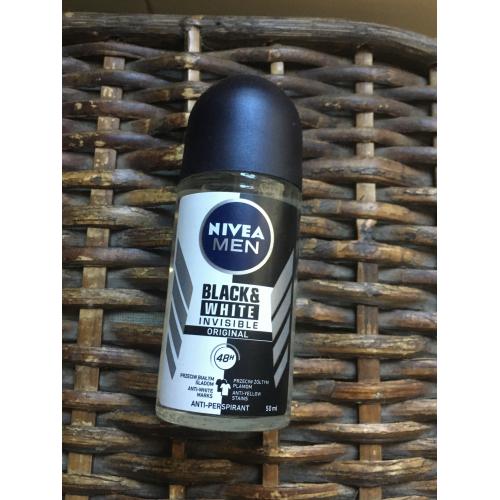 Nivea Men, Black & White Invisible Original Anti-perspirant Roll-on (Antyperspirant w kulce dla mężczyzn) - opinie | zdjęcie do recenzji od kama_m1