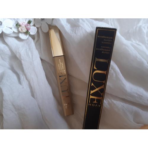 Avon Luxe, Volume Extravagance Mascara (Pogrubiający tusz do rzęs) - opinie | zdjęcie do recenzji od paula54555 - 1