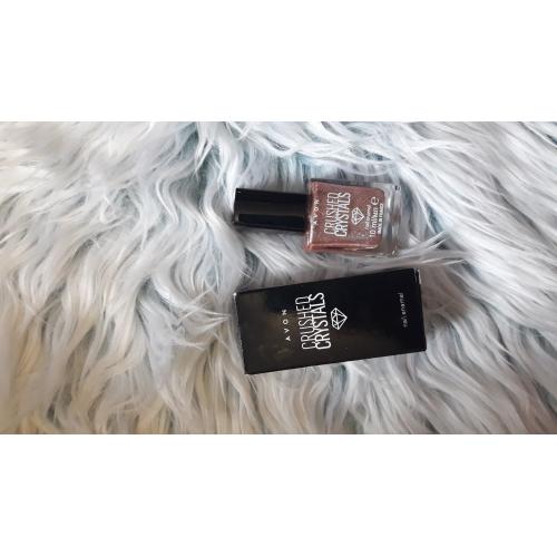 Avon Color Trend, Crushed Crystals Nail Enamel (Lakier do paznokci) - opinie | zdjęcie do recenzji od MagFifi - 2