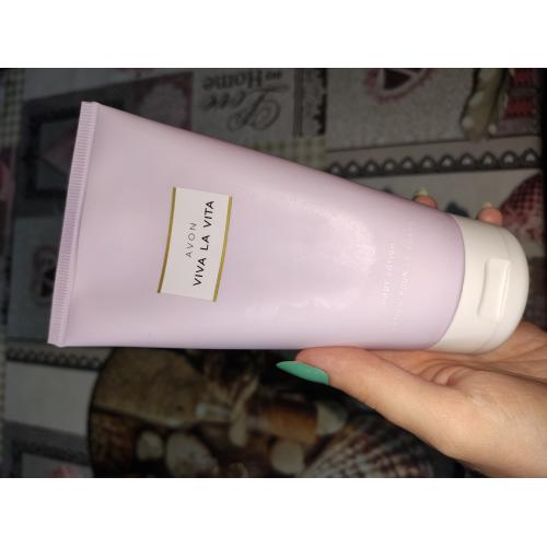Avon Viva La Vita, Body Lotion (Balsam do ciała) - opinie | zdjęcie do recenzji od joaska1992