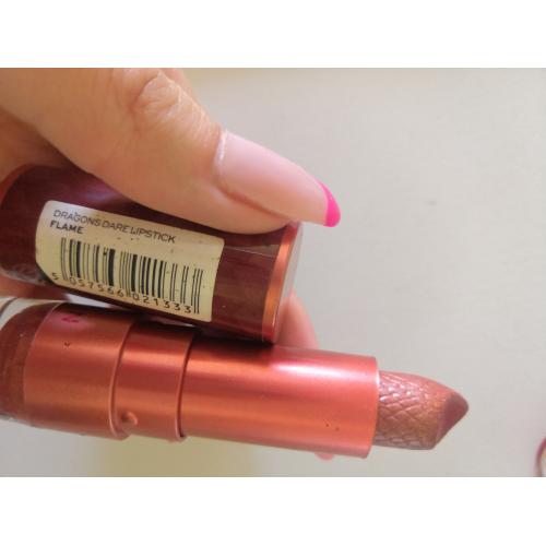 I Heart Revolution Dragons Dare Lipstick (Szminka do ust) - opinie | zdjęcie do recenzji od olajedruszczak - 1