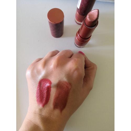 I Heart Revolution Dragons Dare Lipstick (Szminka do ust) - opinie | zdjęcie do recenzji od olajedruszczak - 3
