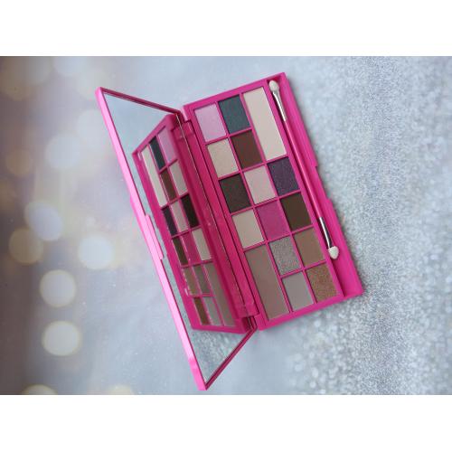I Heart Revolution Chocolate Love Shadow Palette (Paleta 16 cieni do powiek) - opinie | zdjęcie do recenzji od Madzix67