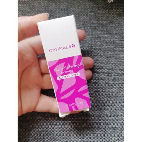 Oriflame Optimals, Nourishing Booster (Odżywczy krem-booster) - opinie | zdjęcie do recenzji od asia_paczko - 1