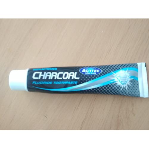 Beauty Formulas Charcoal Fluoride Toothpaste Active Oral Care (Pasta do zębów z aktywnym węglem) - opinie | zdjęcie do recenzji od nastka117 - 2