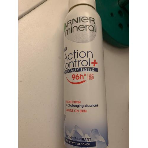 Garnier Mineral, Action Control+ Clinically Tested 96H Anti-perspirant Spray (Antyperspirant w sprayu) - opinie | zdjęcie do recenzji od ElenaGrb