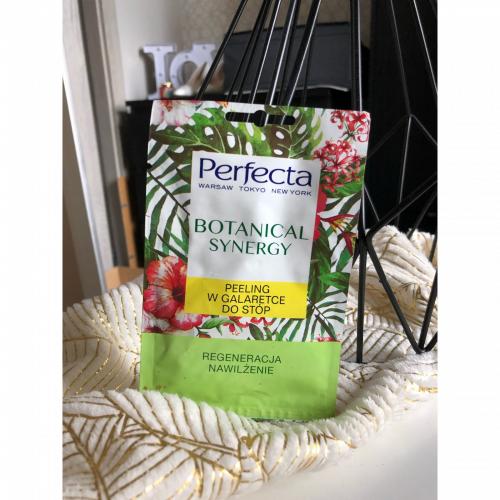 Perfecta Botanical Synergy, Peeling w galaretce do stóp `Regeneracja i nawilżenie` - opinie | zdjęcie do recenzji od Daarkaaaa