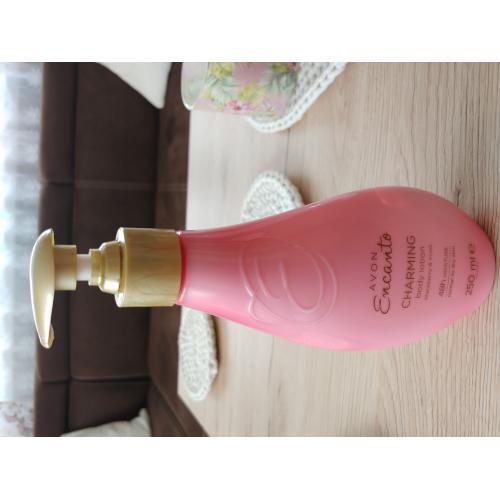 Avon Encanto Irresistible, Body Lotion (Perfumowany balsam do ciała) - opinie | zdjęcie do recenzji od Madziusia9193