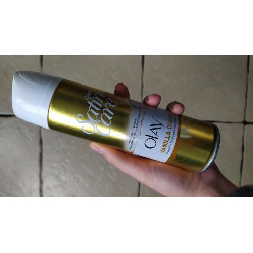 Gillette Satin Care, Shave Gel with a Touch of Olay Vanilla Dream (Żel do golenia dla kobiet) - opinie | zdjęcie do recenzji od _kasioor_