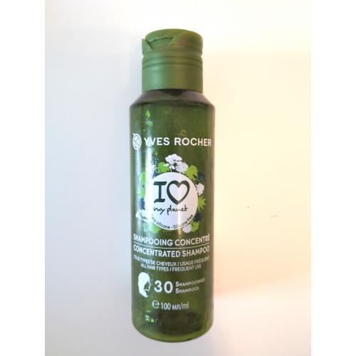 Yves Rocher I Love My Planet, Shampooing Concentre [Concentrated Shampoo] (Skoncentrowany szampon do włosów nadający połysk) - opinie | zdjęcie do recenzji od Ilayla