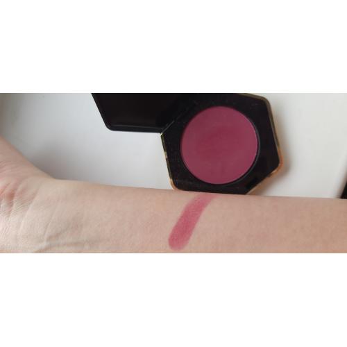 H&M Pure Radiance Powder Blusher (Róż prasowany) - opinie | zdjęcie do recenzji od JennyR
