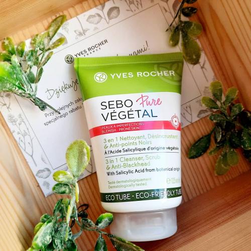 Yves Rocher Sebo Pure Vegetal, 3 en 1 Nettoyant, Desincrustant & Anti-points Noirs (Głęboko oczyszczający żel-peeling przeciw zaskórnikom) - opinie | zdjęcie do recenzji od Kosmetykoholic