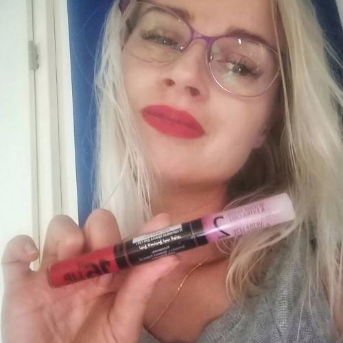 Dermacol Longlasting Lip Colour (Długotrwała pomadka do ust) - opinie | zdjęcie do recenzji od Liveincolours - 2