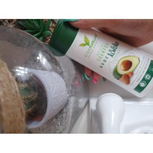 Cosnature Avocado & Mandel, Repair Shampoo (Naturalny regenerujący szampon do włosów z awokado i migdałami) - opinie | zdjęcie do recenzji od blondeinbeauty