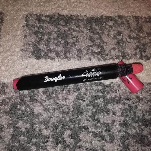 Douglas Collection Heaven Lipstick Soft Matte Effect (Pomadka do ust w sztyfcie) - opinie | zdjęcie do recenzji od Skarbus19 - 1