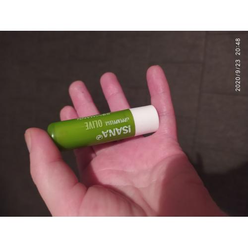 Isana Lippenpflege Olive Regenierende Pflege mit Oliveol (Pomadka do ust `Regenerująca pielęgnacja` (nowa wersja)) - opinie | zdjęcie do recenzji od Edytaj7