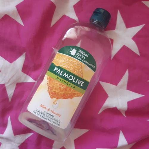 Palmolive Naturals, Milk & Honey Nourishing Liquid Soap (Mydło w płynie `Mleko i miód`) - opinie | zdjęcie do recenzji od MoniaPasi - 1