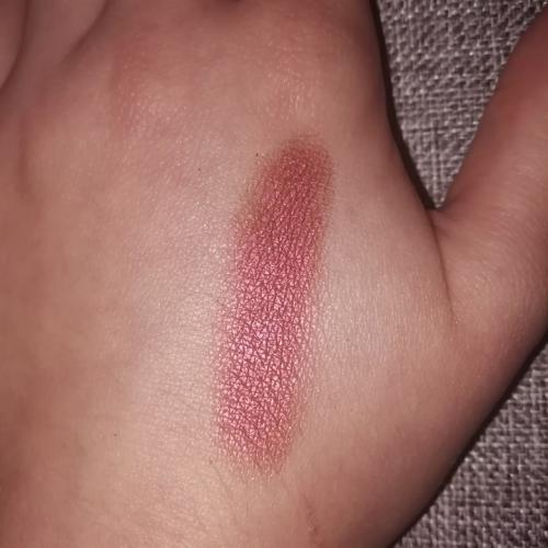 Essence Eyeshadow (Pojedyńczy cień do powiek  (nowa wersja)) - opinie | zdjęcie do recenzji od Skarbus19 - 2