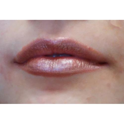 Golden Rose Metals, Matte Metallic Lip Crayon (Metaliczna matowa pomadka w kredce) - opinie | zdjęcie do recenzji od Nagini01 - 2