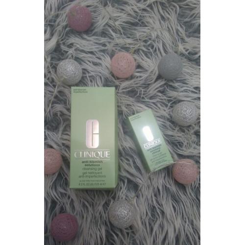 Clinique Anti Blemish Solutions, Cleansing Gel (Żel oczyszczający do twarzy) - opinie | zdjęcie do recenzji od Nagini01 - 1